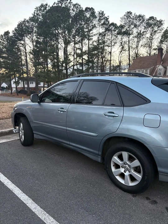 2004 Lexus RX 2nd Gen - Image 4 of 8