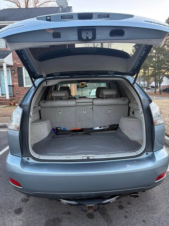 2004 Lexus RX 2nd Gen - Image 5 of 8