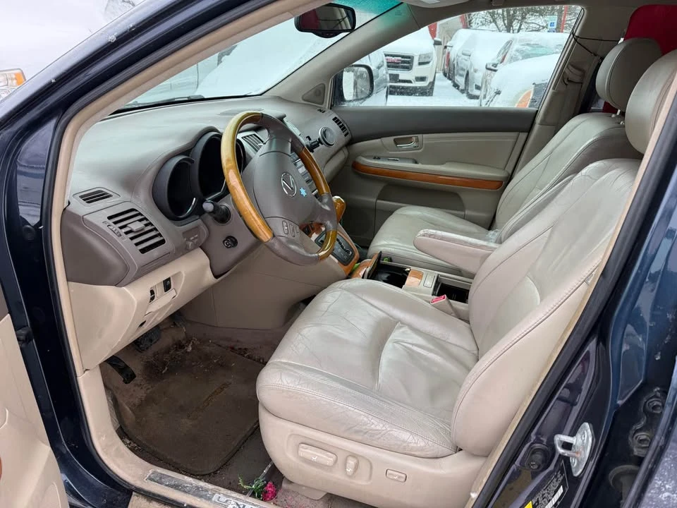 2004 Lexus RX 2nd Gen - Image 6 of 6