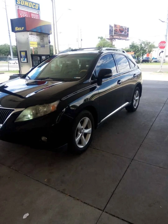 2010 Lexus RX 3rd Gen - Image 4 of 8