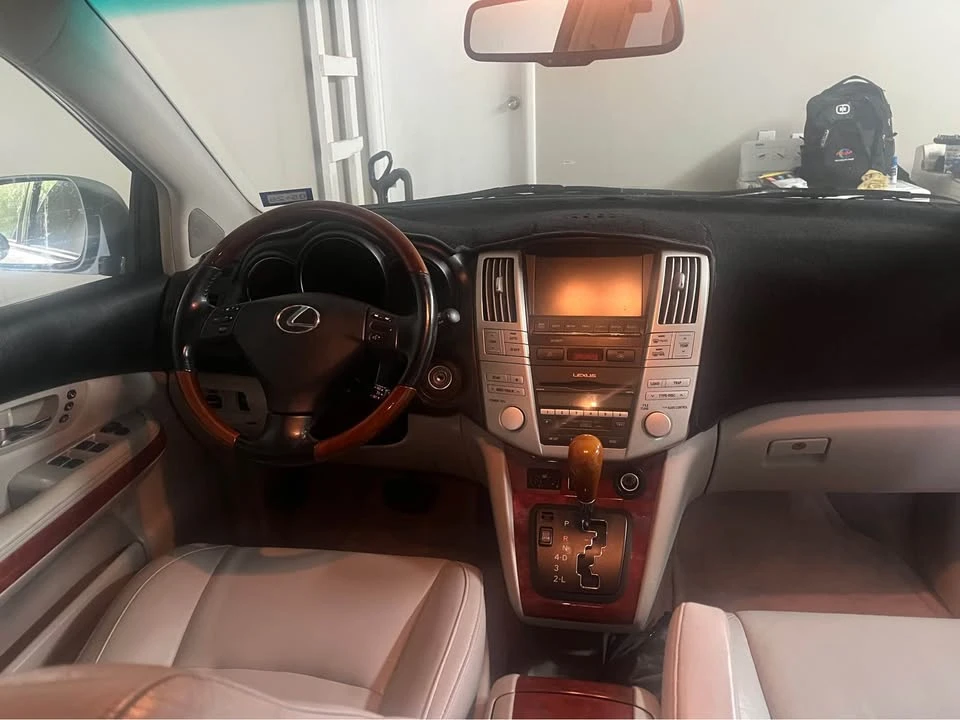 2007 Lexus RX 2nd Gen - Image 8 of 9