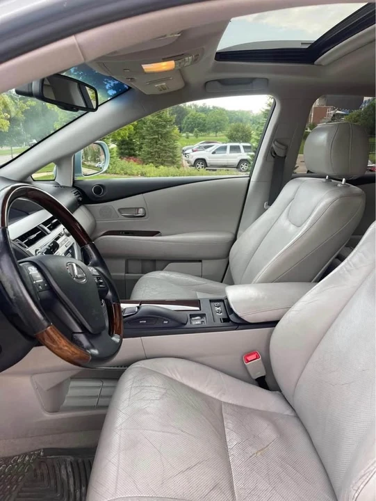 2010 Lexus RX 3rd Gen - Image 3 of 6