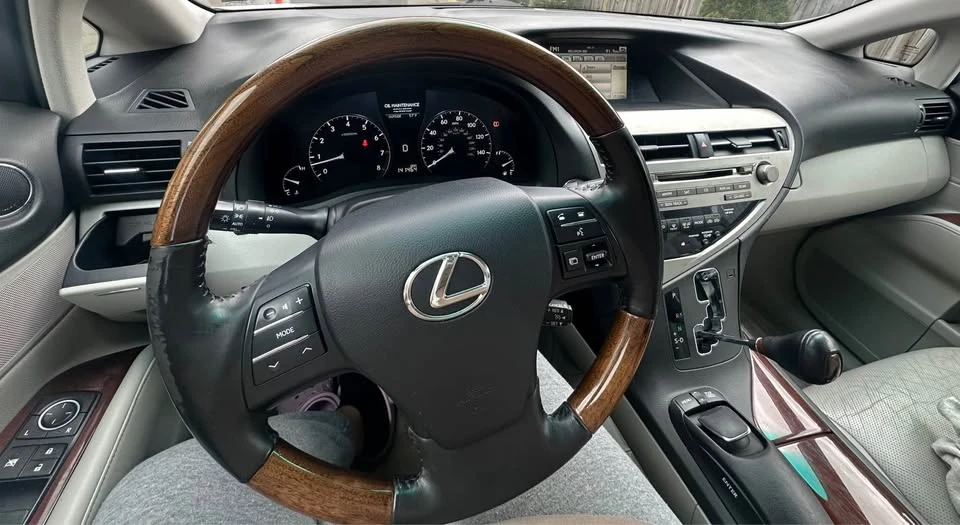 2011 Lexus RX 3rd Gen - Image 8 of 8