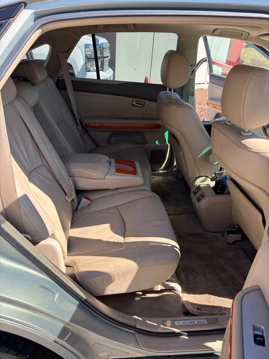 2009 Lexus RX 2nd Gen - Image 6 of 9