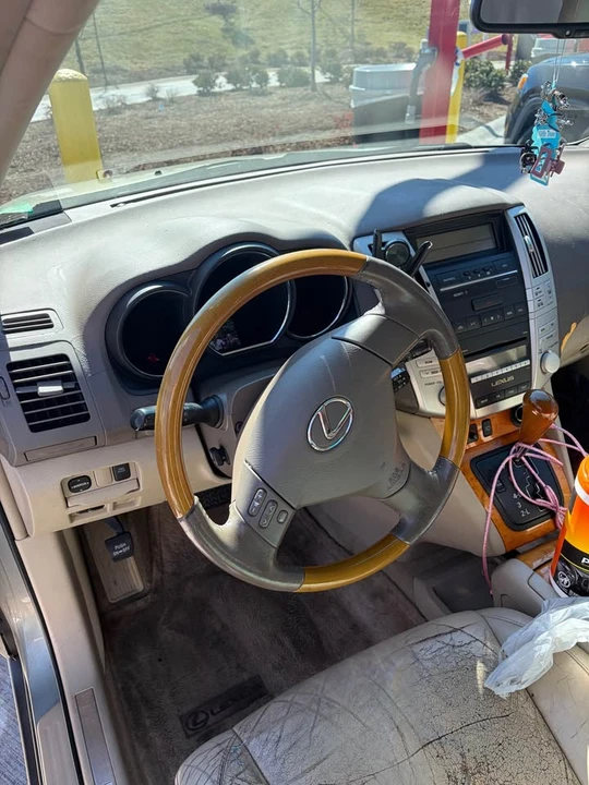 2009 Lexus RX 2nd Gen - Image 9 of 9