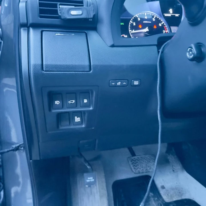 2014 Lexus RX 3rd Gen - Image 3 of 10