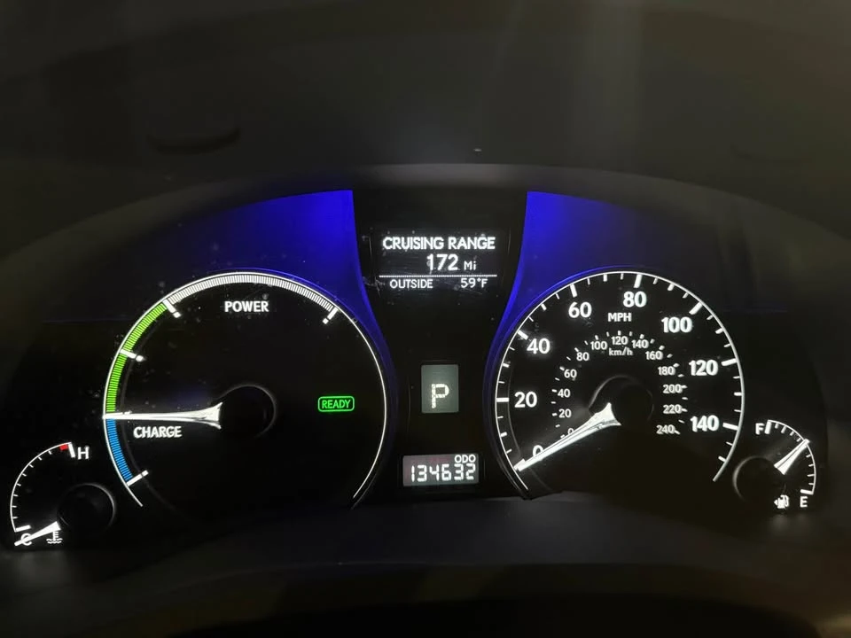 2010 Lexus RX 3rd Gen - Image 10 of 10