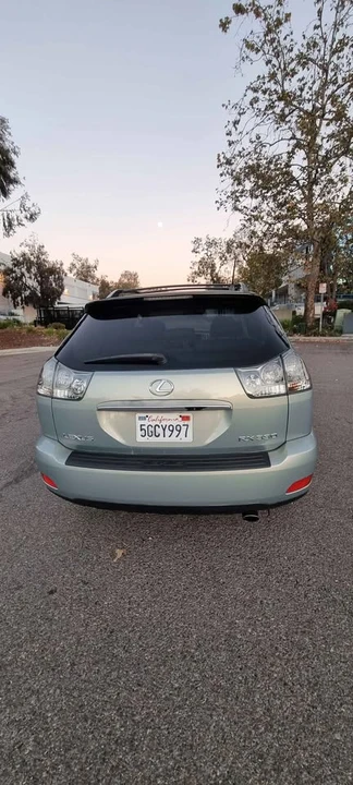 2004 Lexus RX 2nd Gen - Image 5 of 10