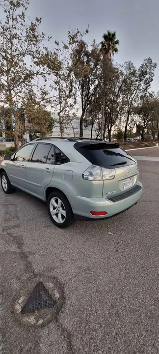 2004 Lexus RX 2nd Gen - Image 6 of 10