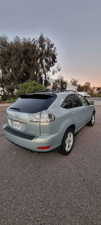 2004 Lexus RX 2nd Gen - Image 4 of 10
