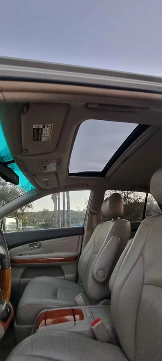 2004 Lexus RX 2nd Gen - Image 10 of 10