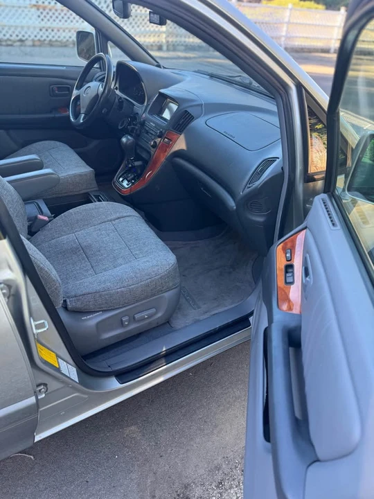 2001 Lexus RX 1st Gen - Image 6 of 9