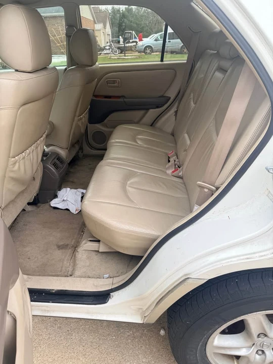 2000 Lexus RX 1st Gen - Image 6 of 8