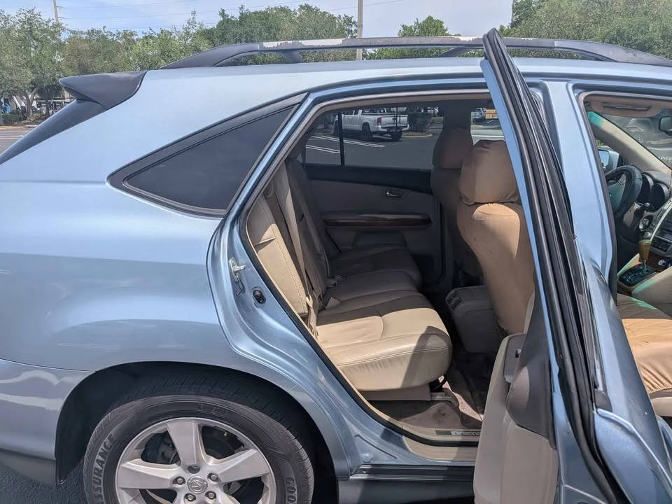 2004 Lexus RX 2nd Gen - Image 7 of 8