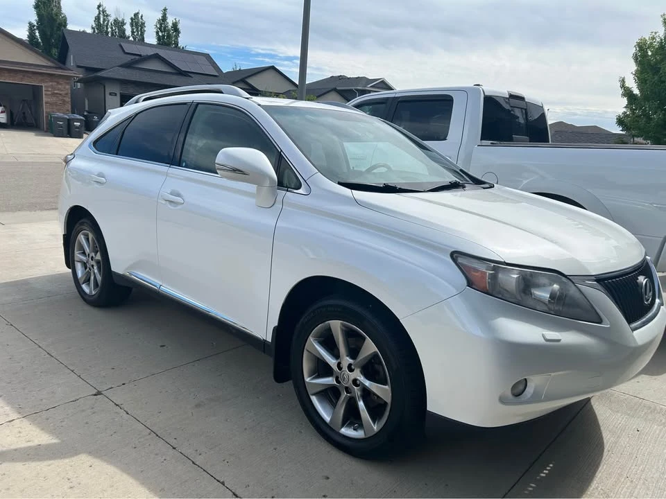 2010 Lexus RX 3rd Gen - Image 2 of 10