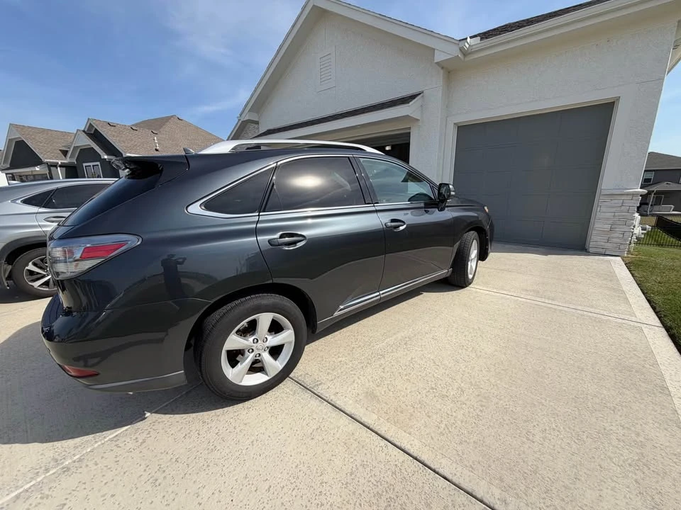 2010 Lexus RX 3rd Gen - Image 3 of 7