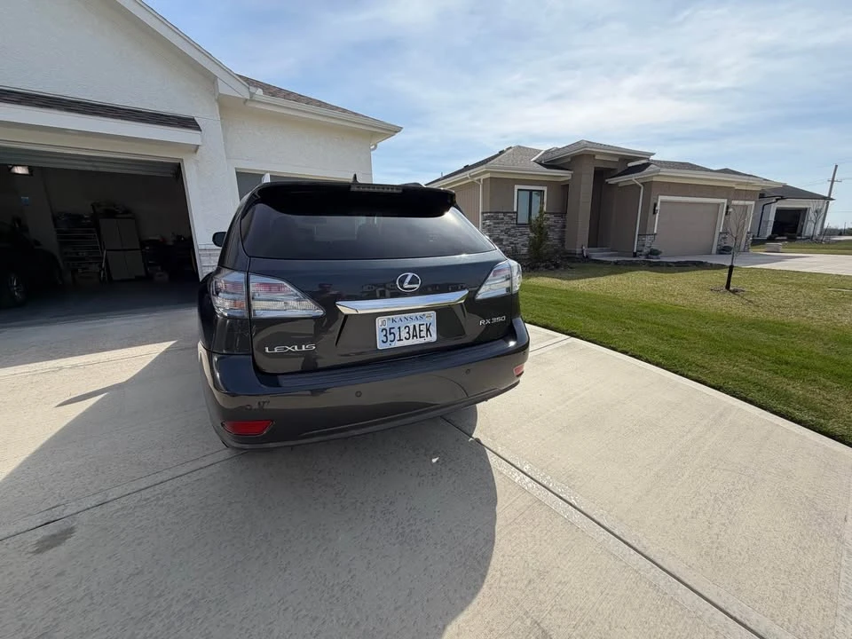 2010 Lexus RX 3rd Gen - Image 2 of 7