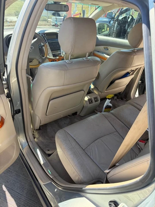 2009 Lexus RX 2nd Gen - Image 8 of 10