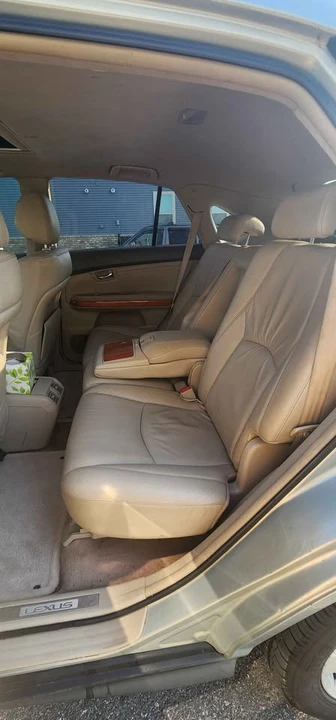 2006 Lexus RX 2nd Gen - Image 2 of 10