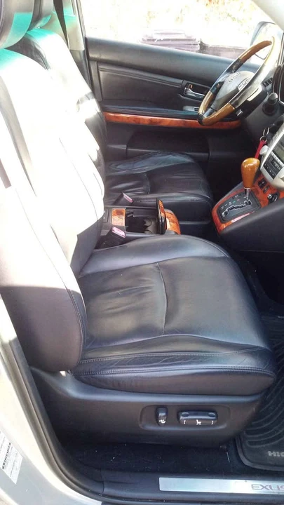2005 Lexus RX 2nd Gen - Image 5 of 7