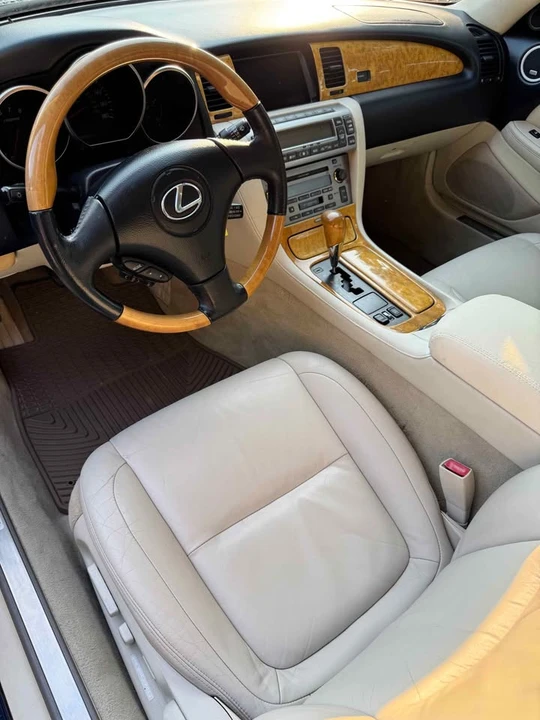 2003 Lexus SC430 - Image 8 of 10