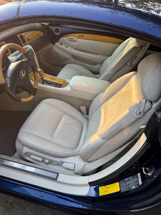 2003 Lexus SC430 - Image 9 of 10