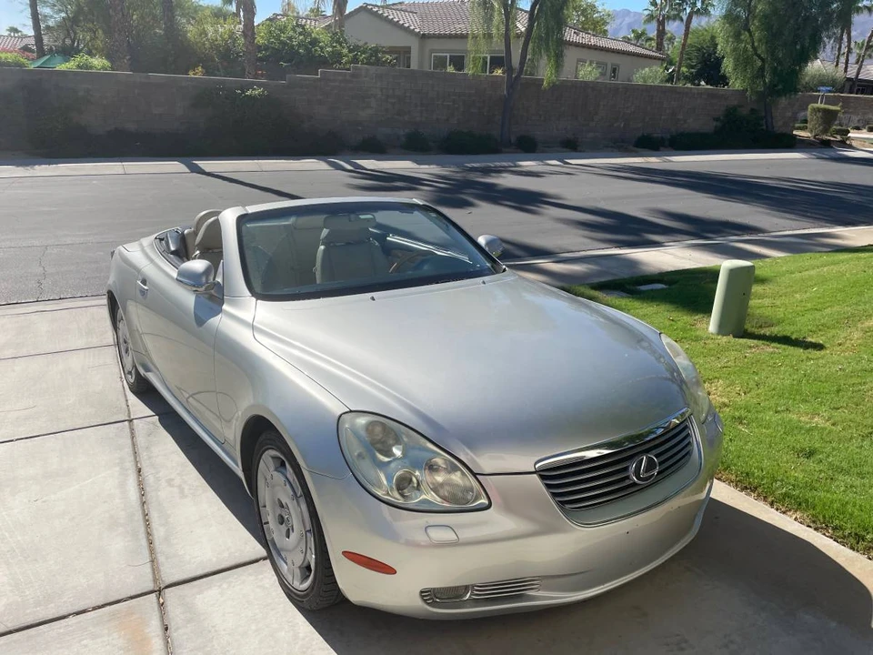 2004 Lexus SC430 - Image 2 of 5
