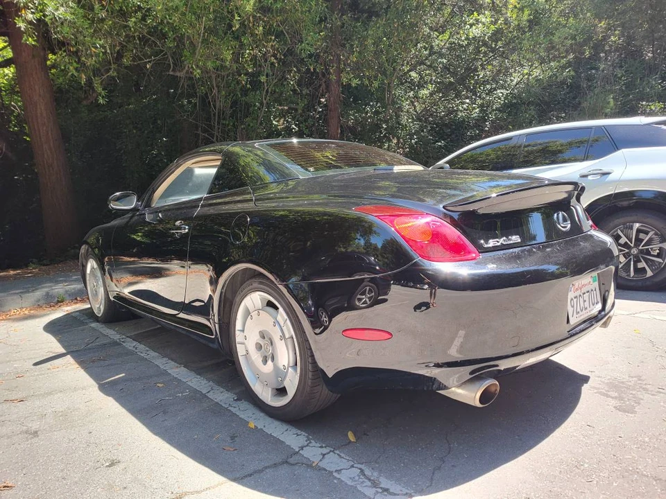 2002 Lexus SC430 - Image 9 of 11
