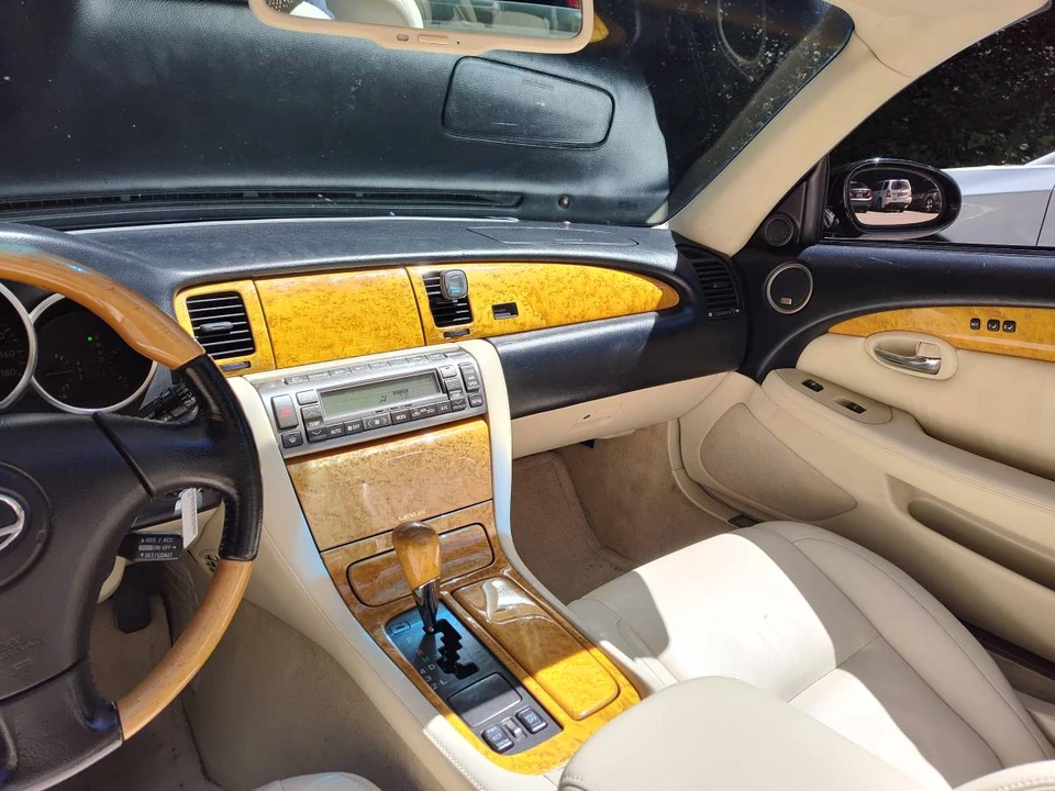 2002 Lexus SC430 - Image 6 of 11