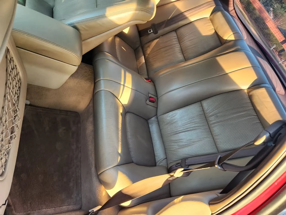Lexus SC400 - Image 9 of 10