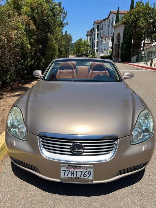2004 Lexus SC430 - Image 2 of 5