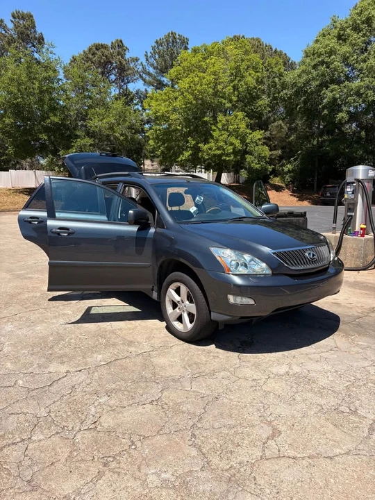 2004 Lexus RX 2nd Gen - Image 5 of 8