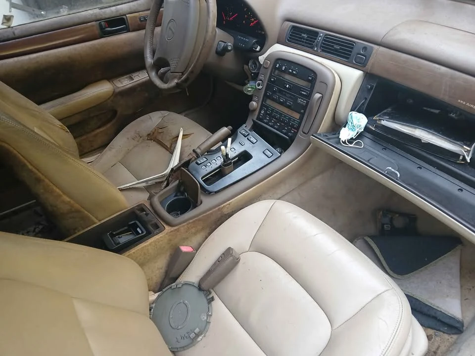 Lexus SC400 - Image 4 of 7