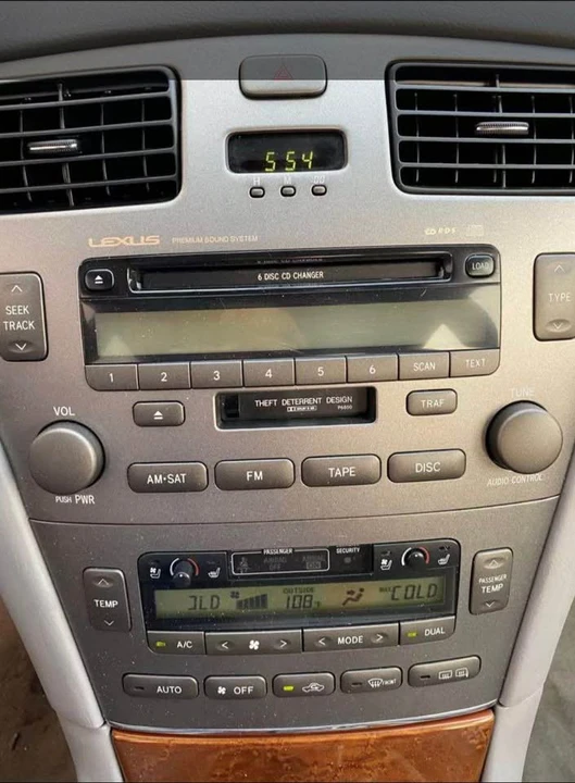 2006 Lexus ES 4th Gen - Image 9 of 10