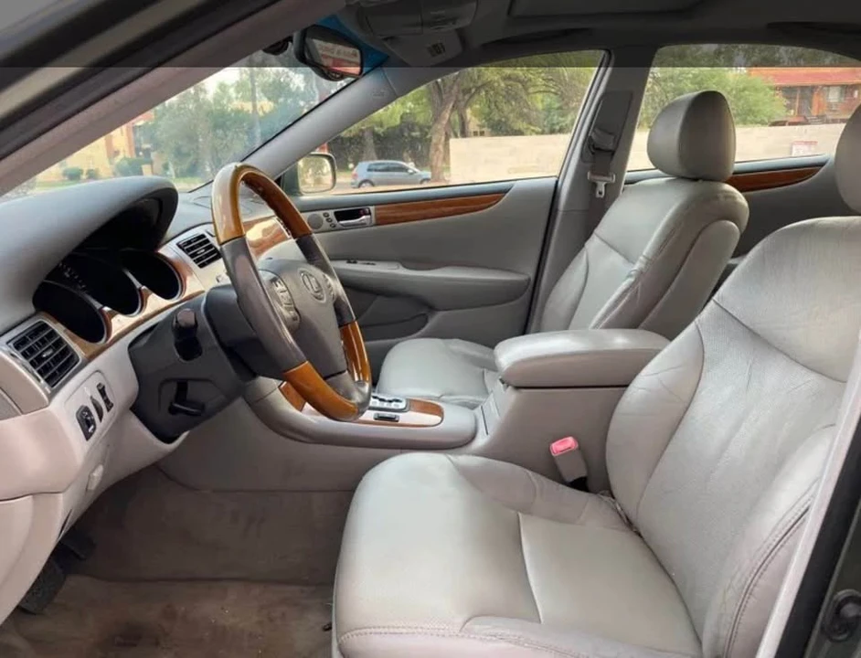2006 Lexus ES 4th Gen - Image 5 of 10