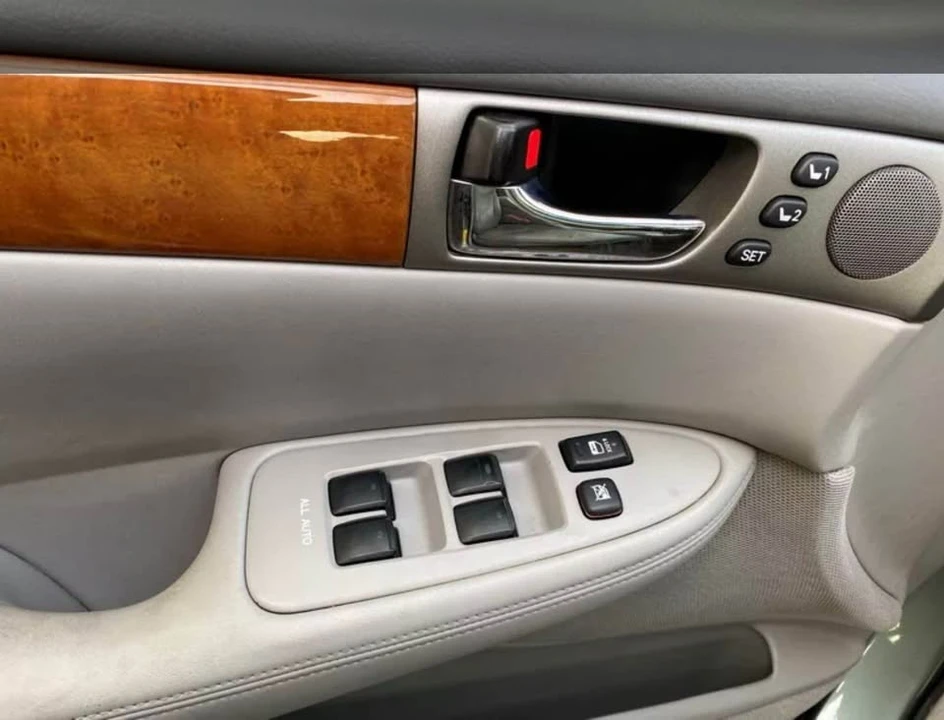2006 Lexus ES 4th Gen - Image 7 of 10