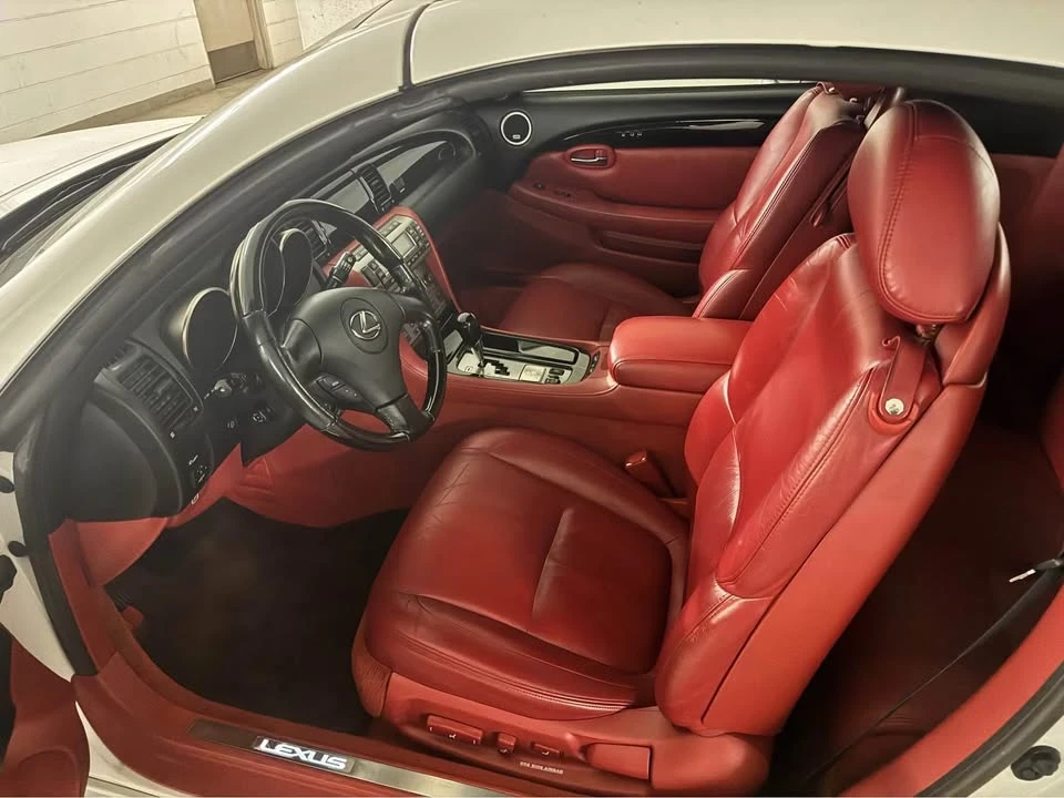 2007 Lexus SC430 - Image 5 of 10