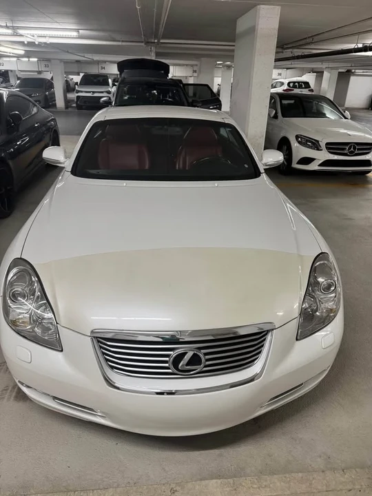 2007 Lexus SC430 - Image 2 of 10