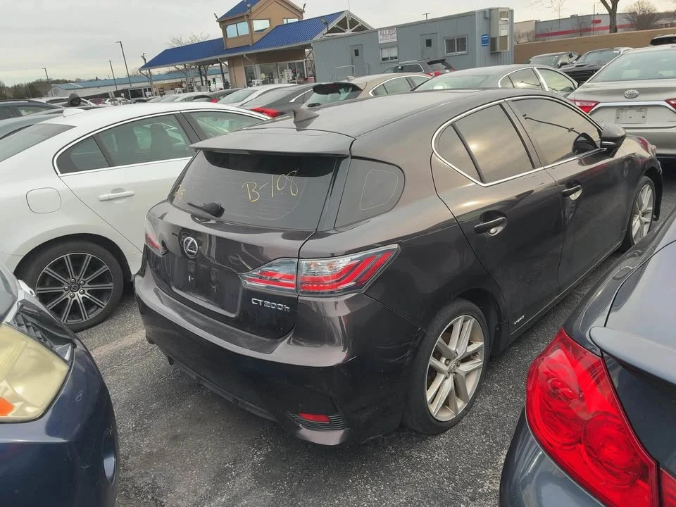 2004 Lexus CT - Image 7 of 9
