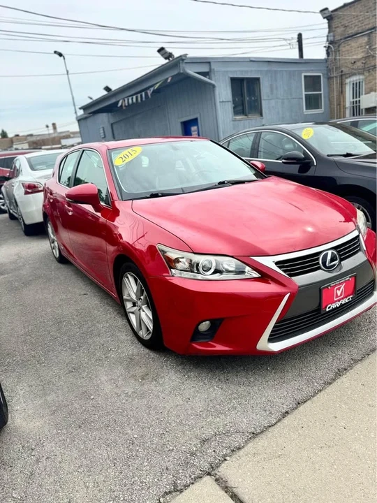 Lexus CT - Image 2 of 4