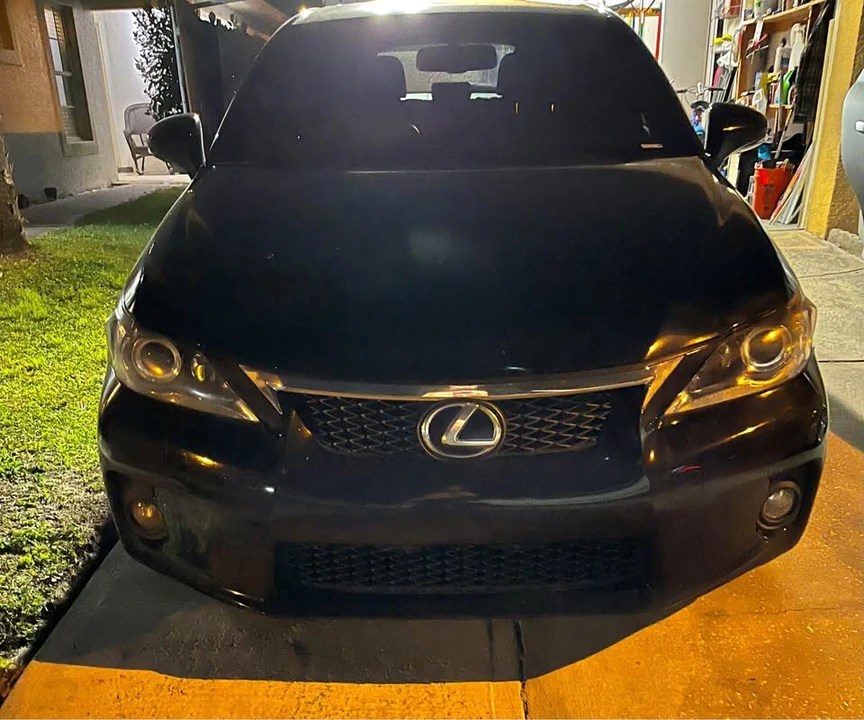 2010 Lexus CT - Image 4 of 4