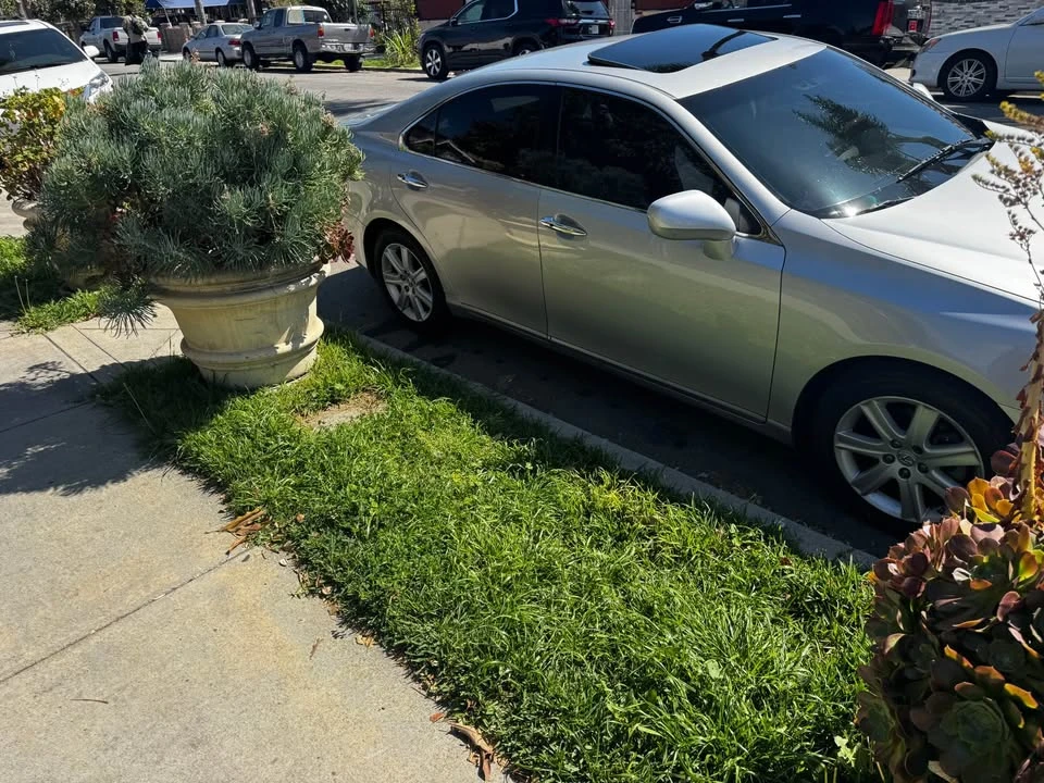 2008 Lexus ES 5th Gen - Image 4 of 5