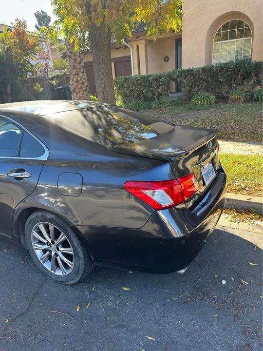 2007 Lexus ES 5th Gen - Image 2 of 9