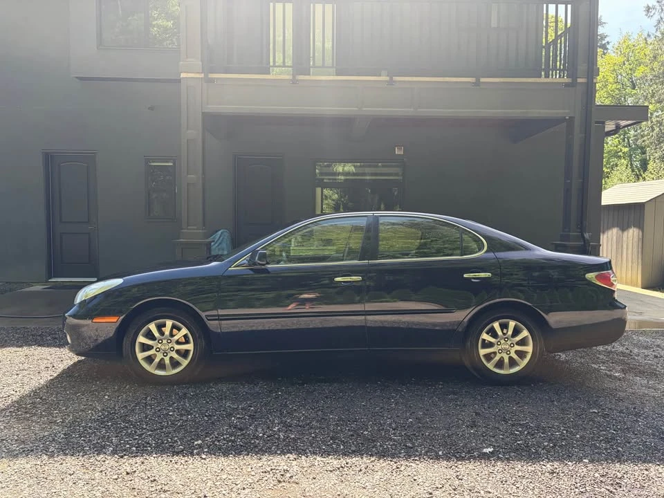 2004 Lexus ES 4th Gen - Image 4 of 10
