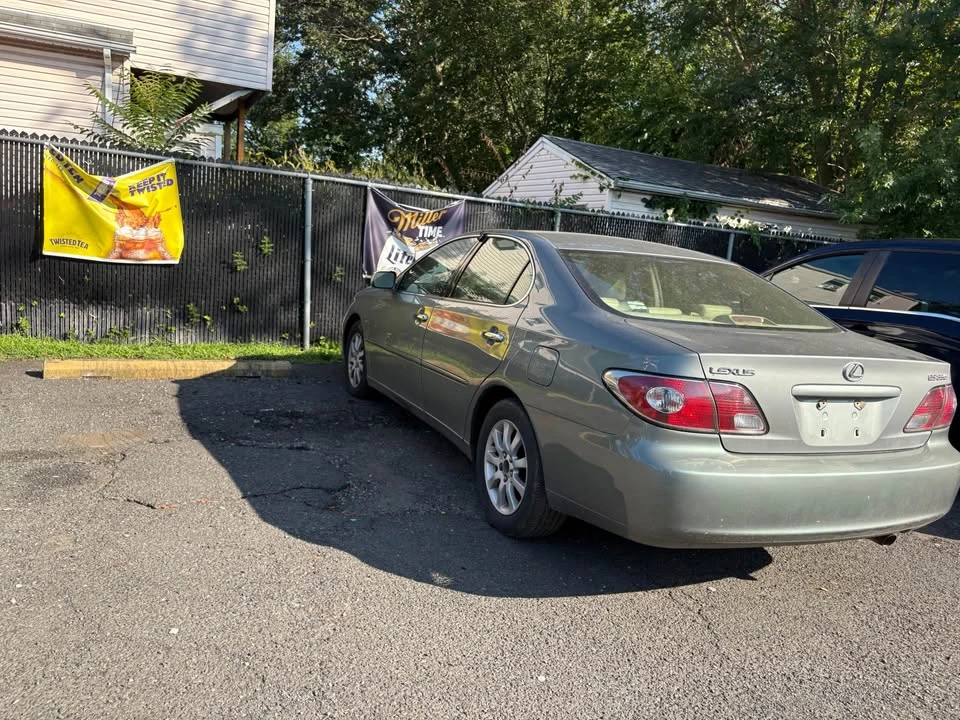 2004 Lexus ES 4th Gen - Image 3 of 5