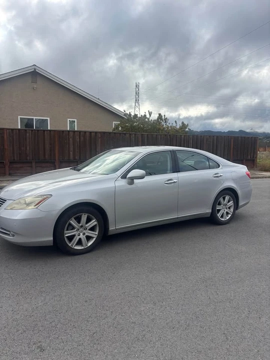 2008 Lexus ES 4th Gen - Image 3 of 8