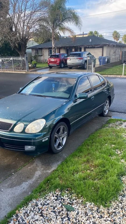 2000 Lexus GS 2nd Gen - Image 4 of 6