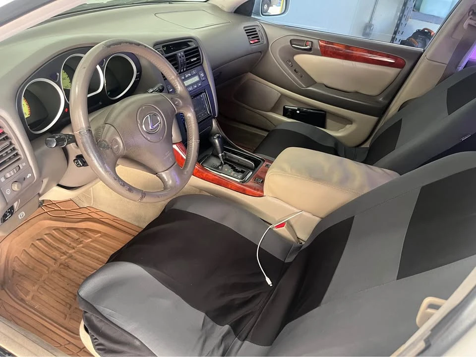 2001 Lexus GS 2nd Gen - Image 6 of 10