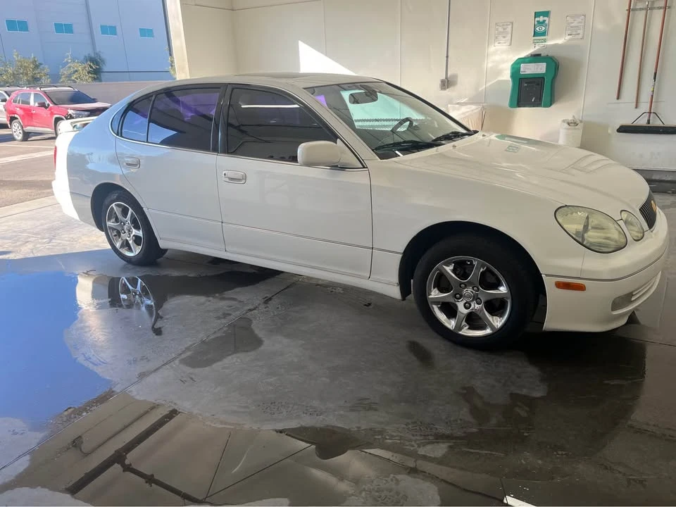 2001 Lexus GS 2nd Gen - Image 3 of 10