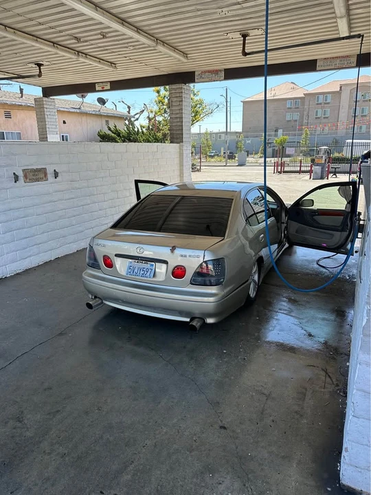 2001 Lexus GS 2nd Gen - Image 2 of 5